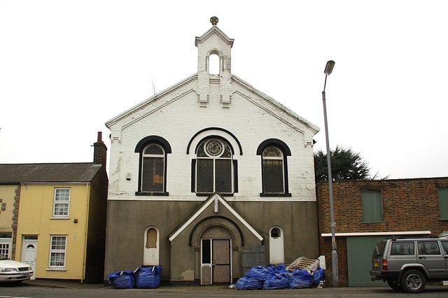 File:London Road chapel - geograph.org.uk - 1240435.jpg