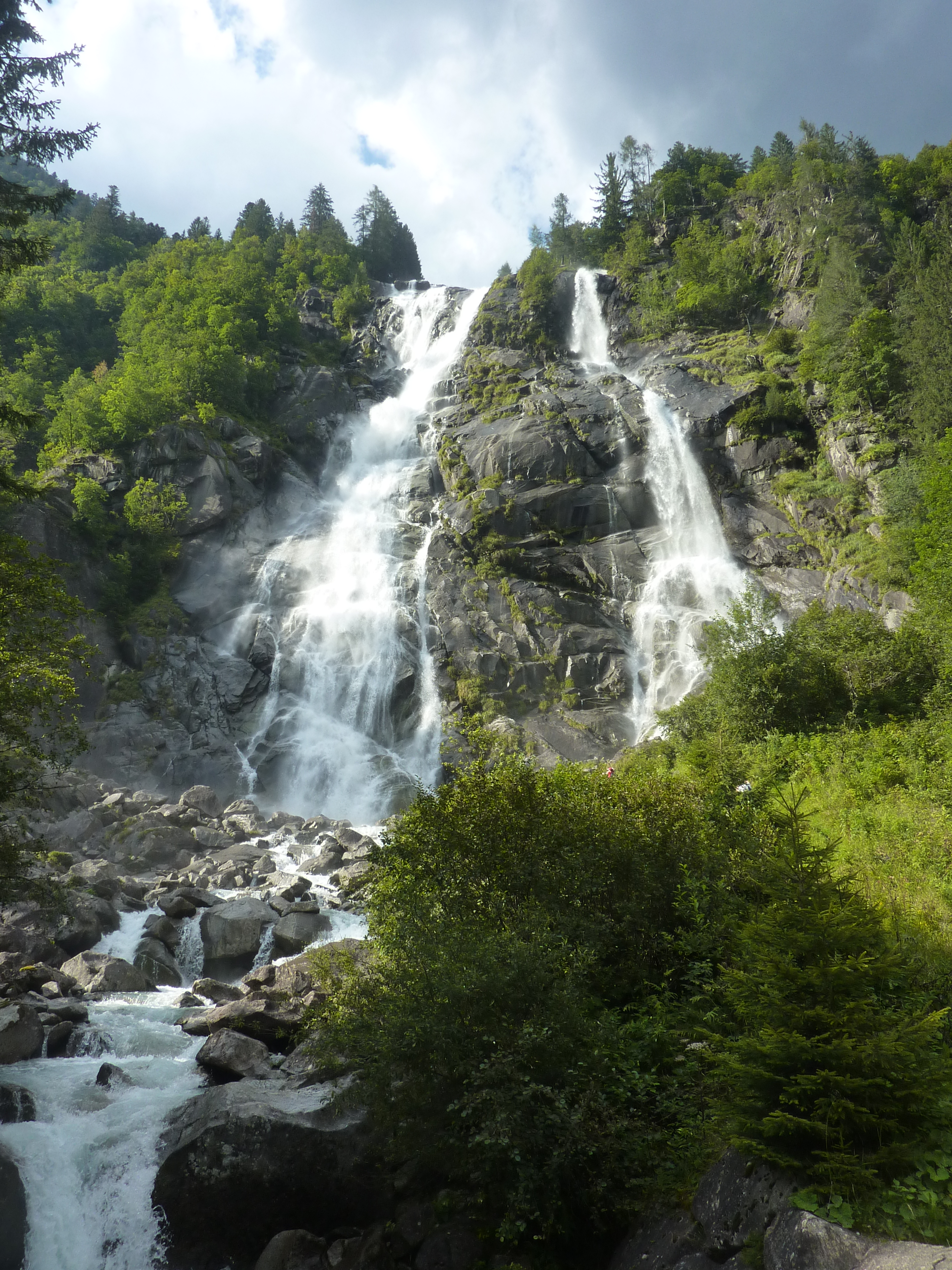 Nardis waterfalls.jpg