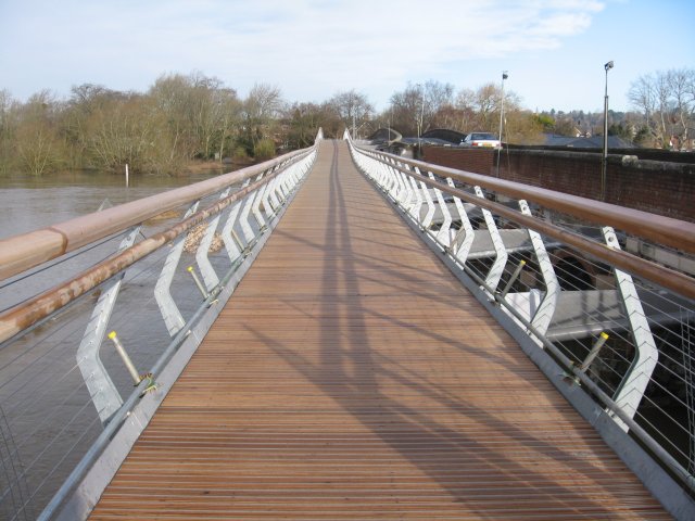 New Canford footbridge, Wimborne - geograph.org.uk - 1201254