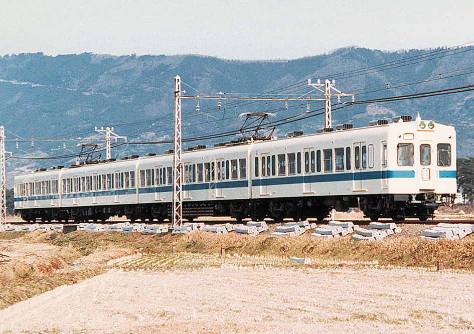 小田急2400形電車 - Wikipedia