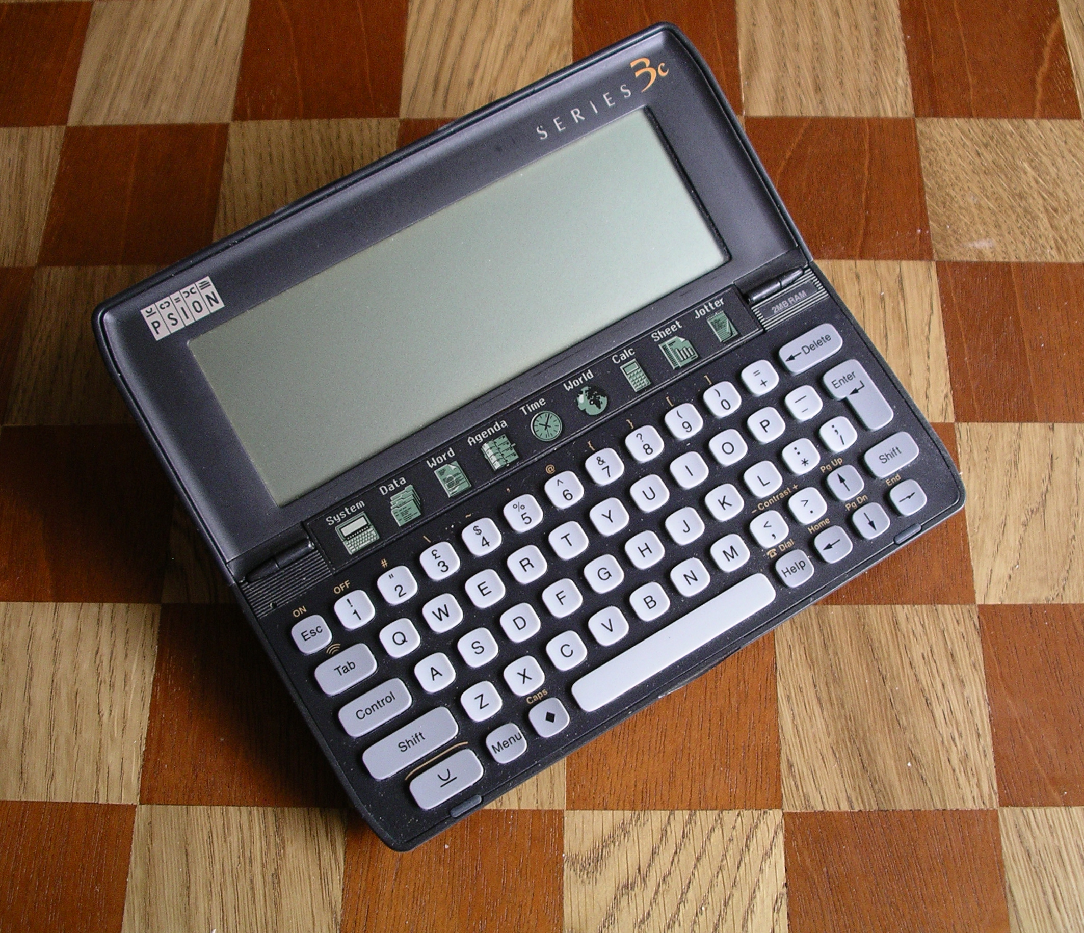 Psion 3c open 17o06.jpg