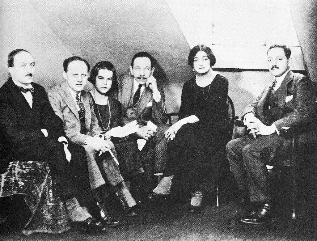 [[Theatre Guild]] Board of Directors (from left): [[Lawrence Langner]], Philip Moeller, [[Theresa Helburn]], [[Maurice Wertheim]], [[Helen Westley]], [[Lee Simonson]] (1923)