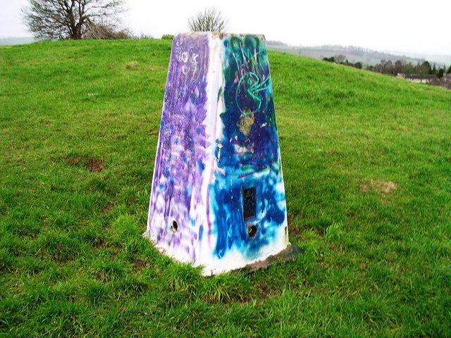 File:Trig Point 6624 Twerton Hill - geograph.org.uk - 530892.jpg