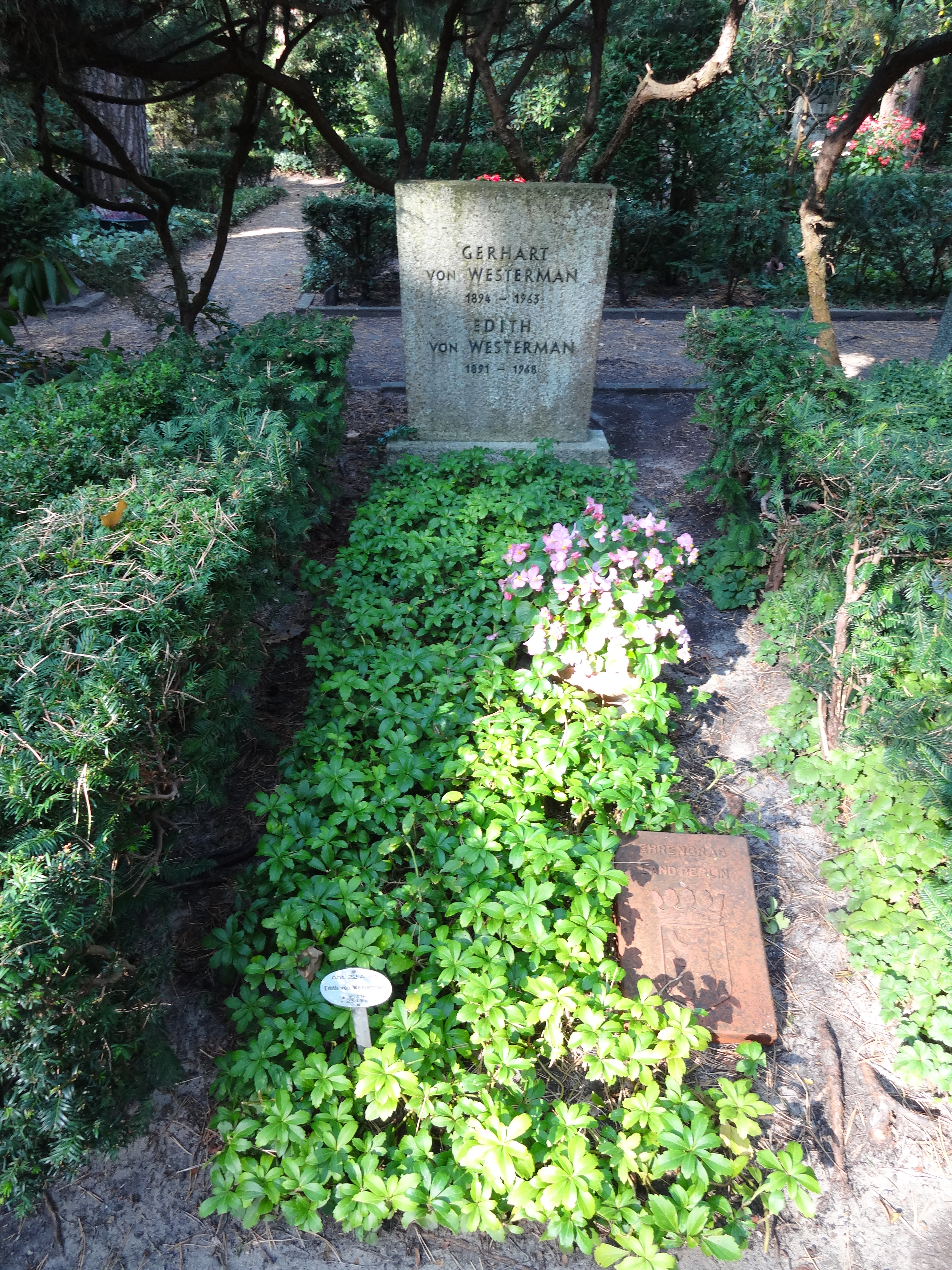 Westerman's grave}}