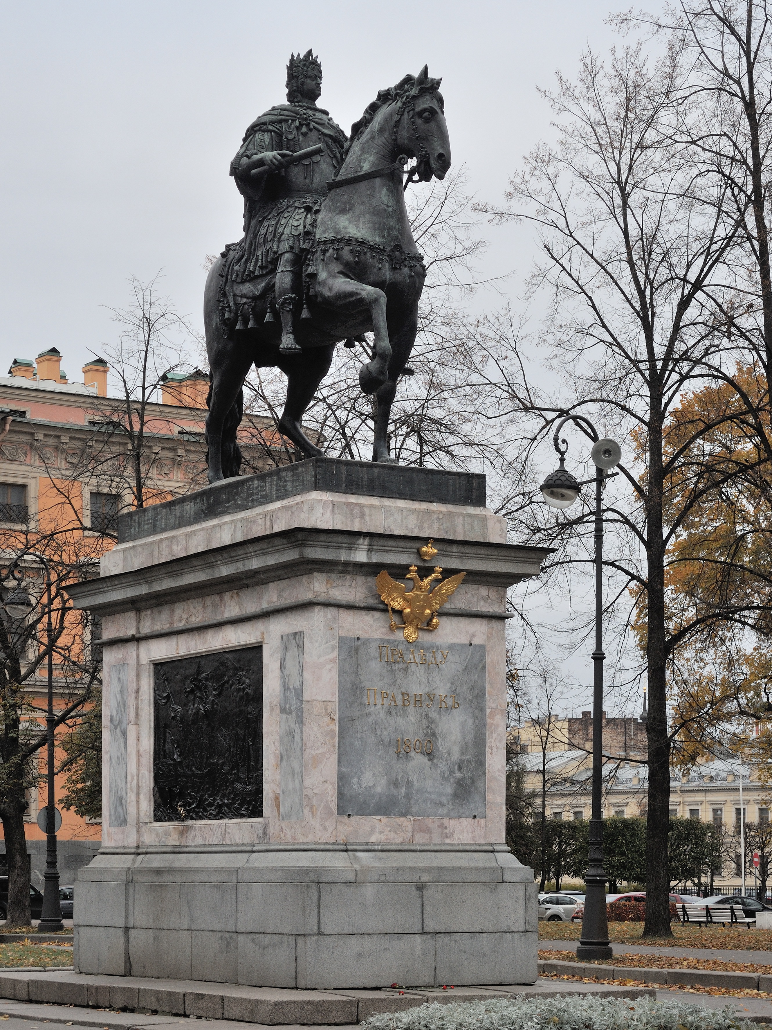 памятник петру 1 в санкт петербурге у михайловского замка