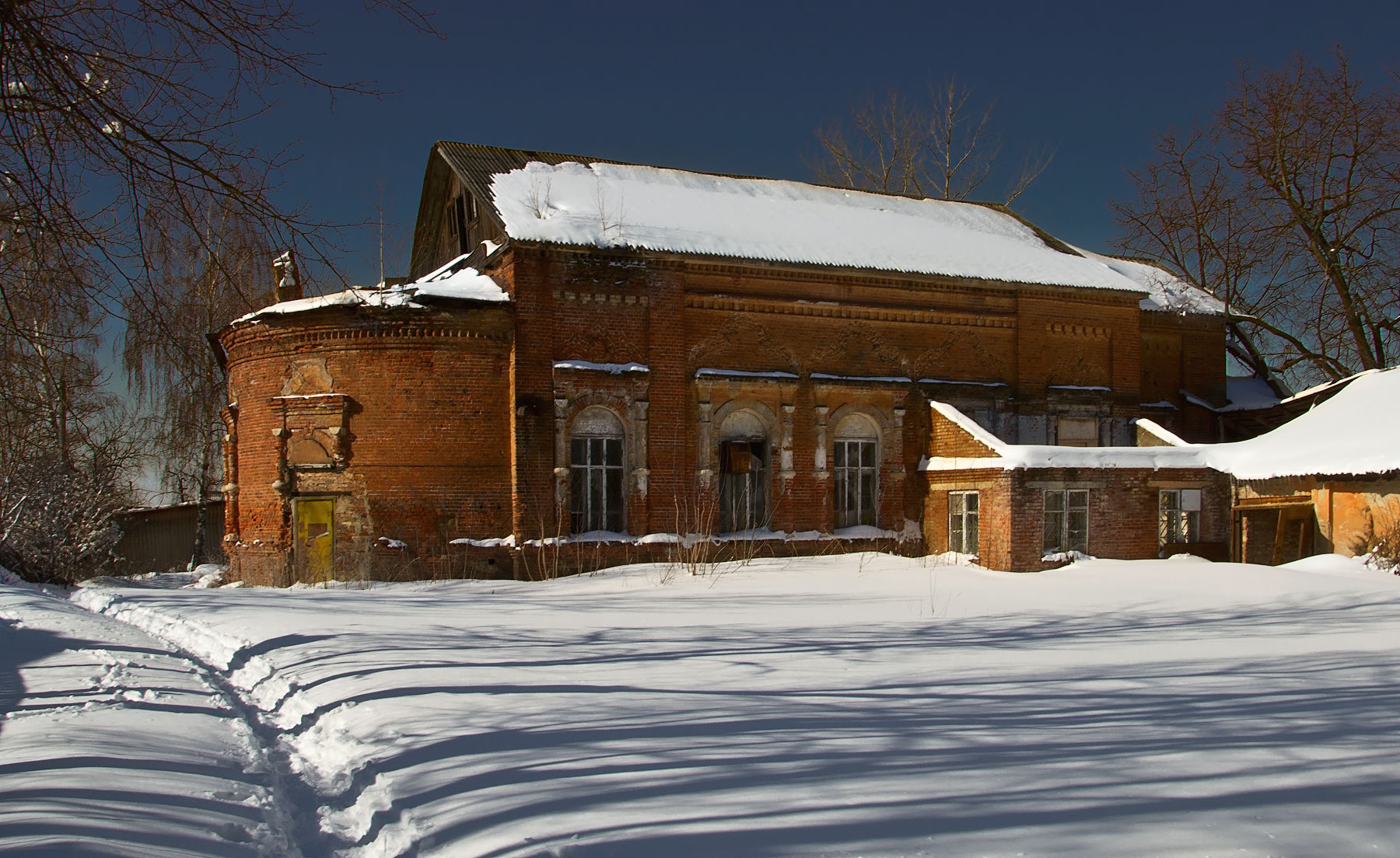 Храм село Алешино