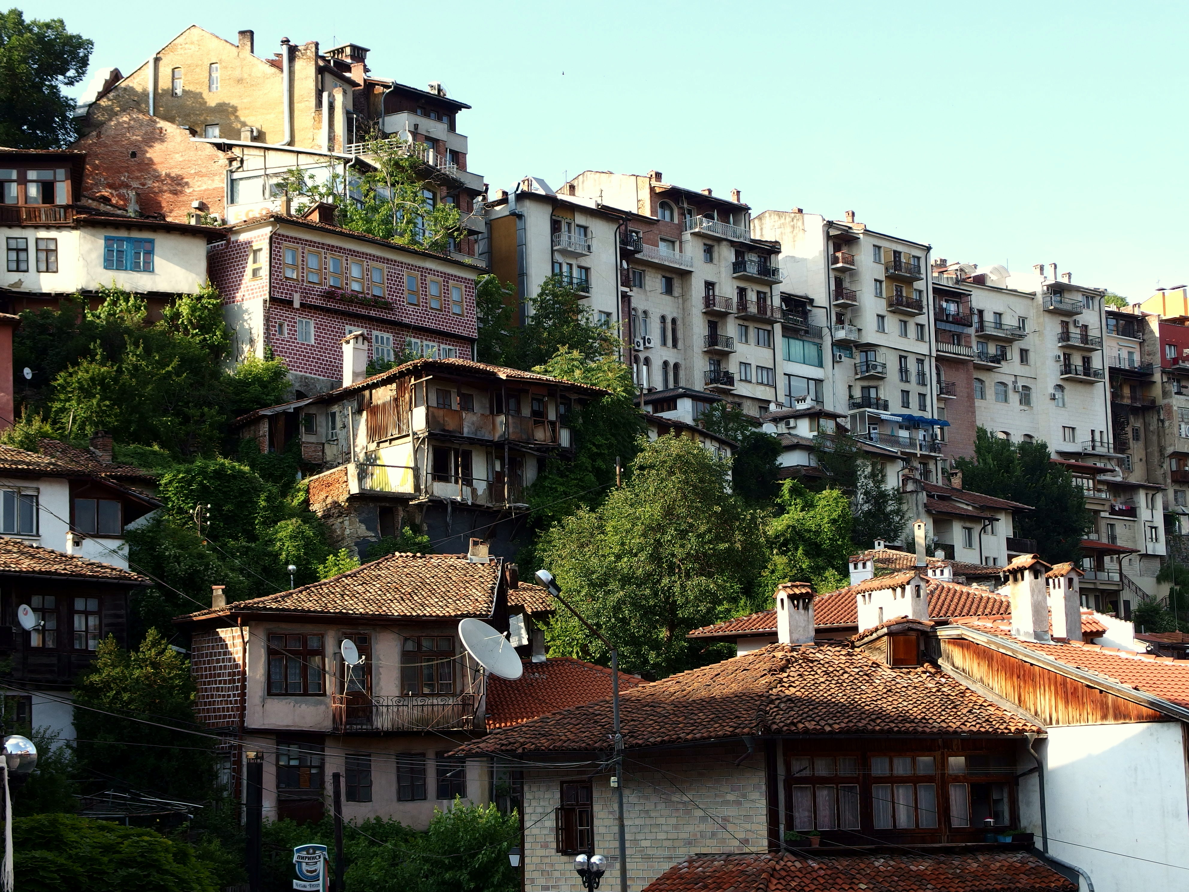 Велико тырново болгария. Велико Тырново Болгария фото. Болгария целлофановый завод Велико Терова. Велико Тырново Болгария работа.