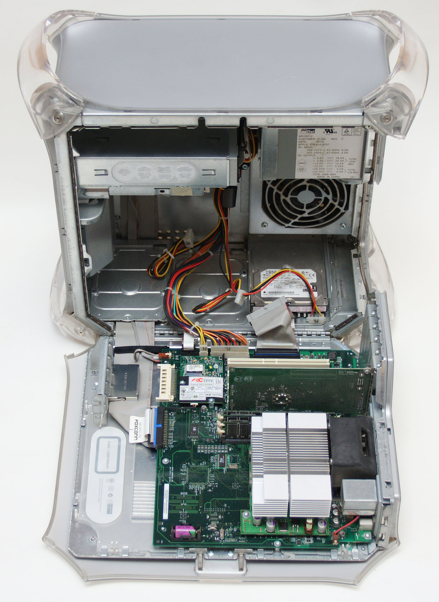 ファイル:Apple PowerMac G4 M8493 QuickSilver sideopen.jpg - Wikipedia