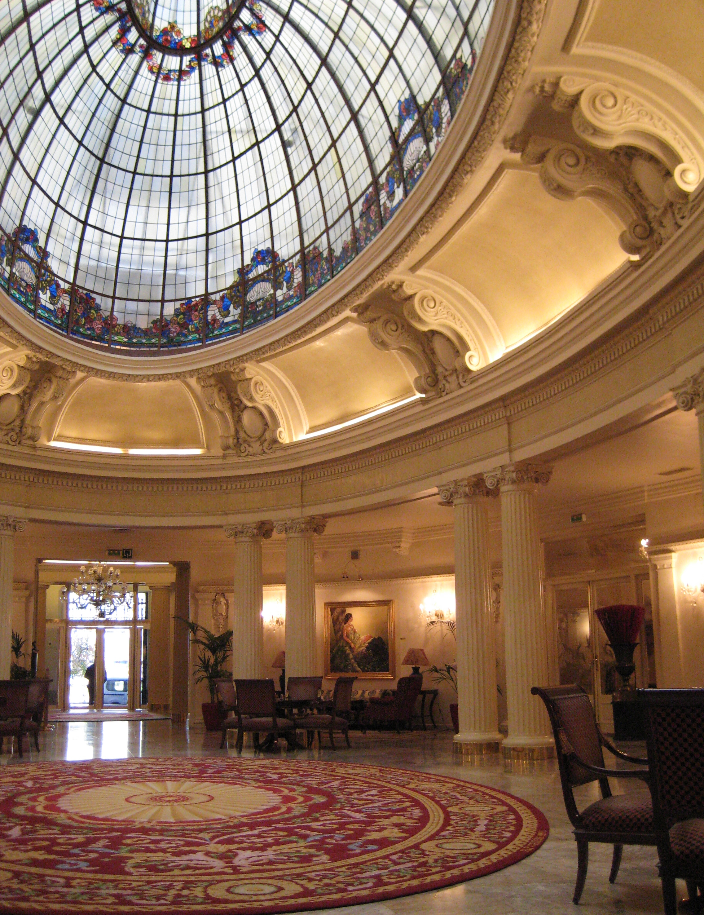 FileBilbao Hotel Carlton interior.jpg