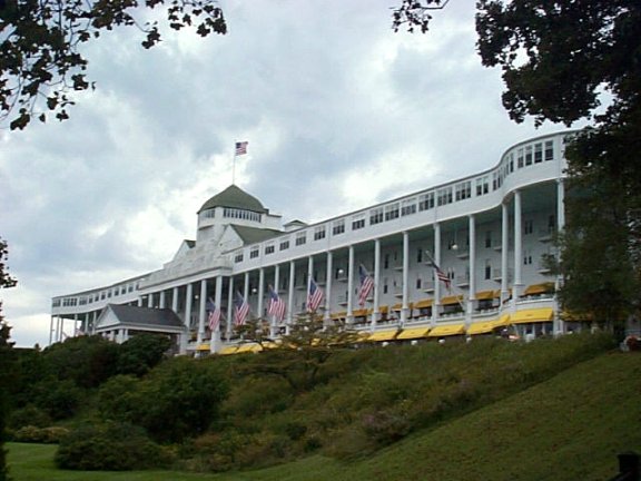 File:GrandHotel.jpg