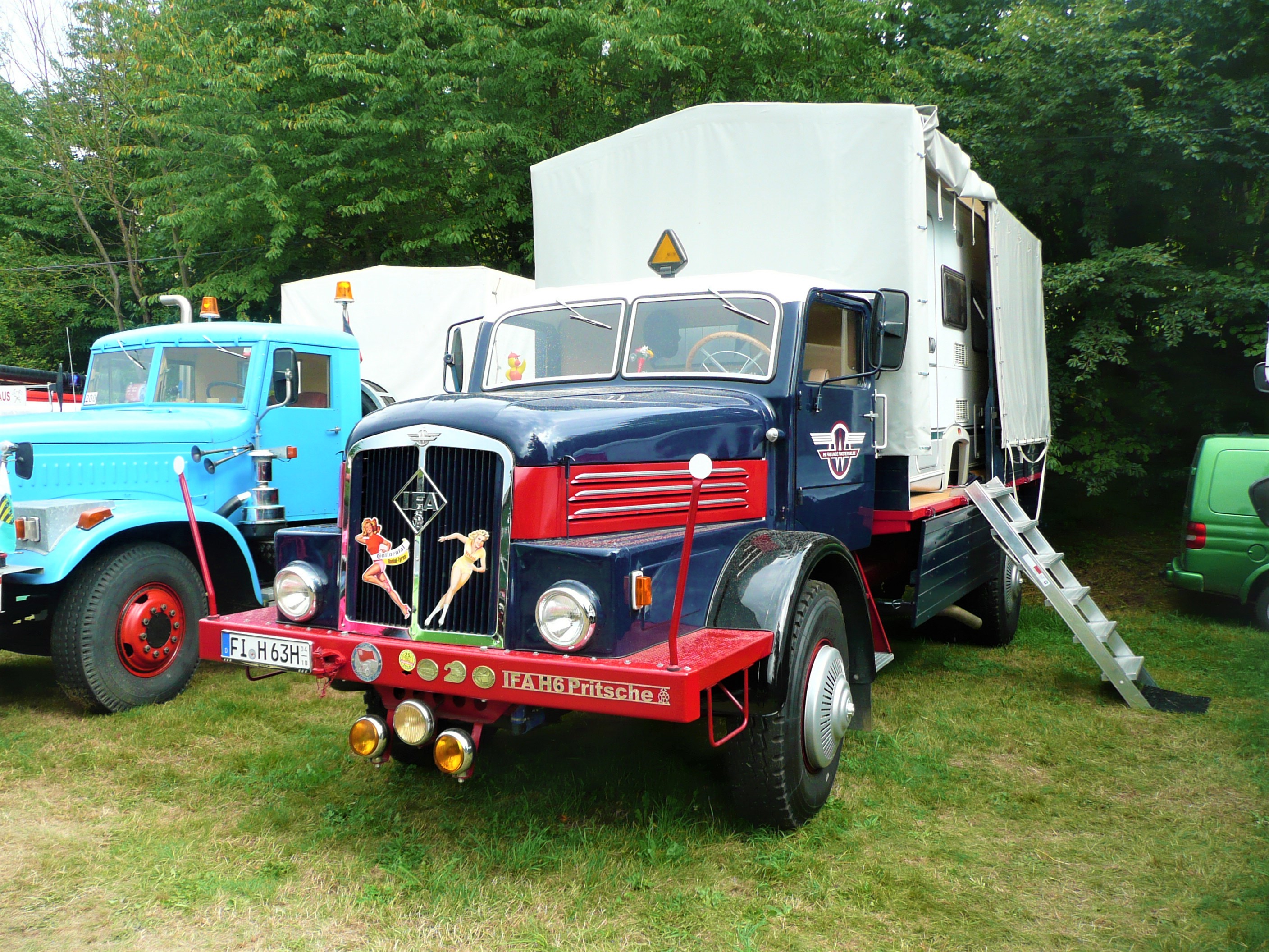 File:IFA H6 Pritschenwagen FI H63H Jonsdorf Historic Classic.jpg -  Wikimedia Commons