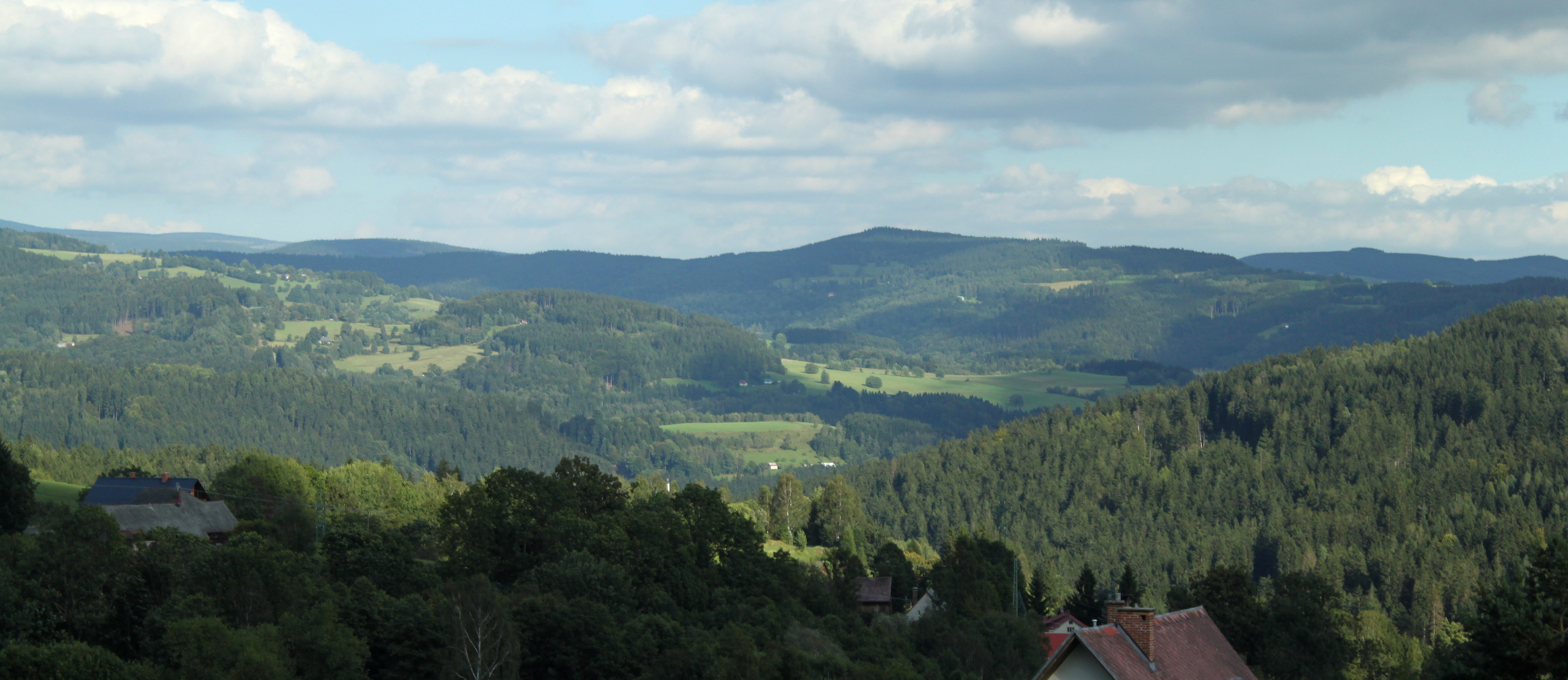 File:Jablonec nad Jizerou, Czech Republic - panoramio (13 ...