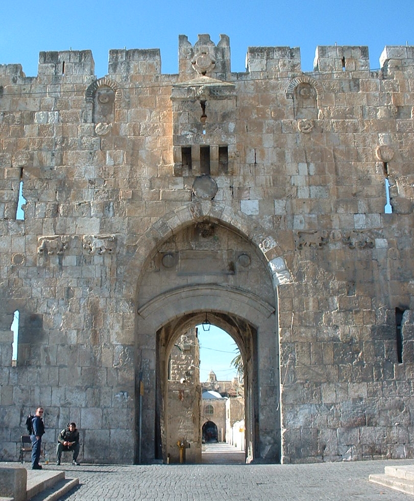 Lions' Gate - Wikipedia