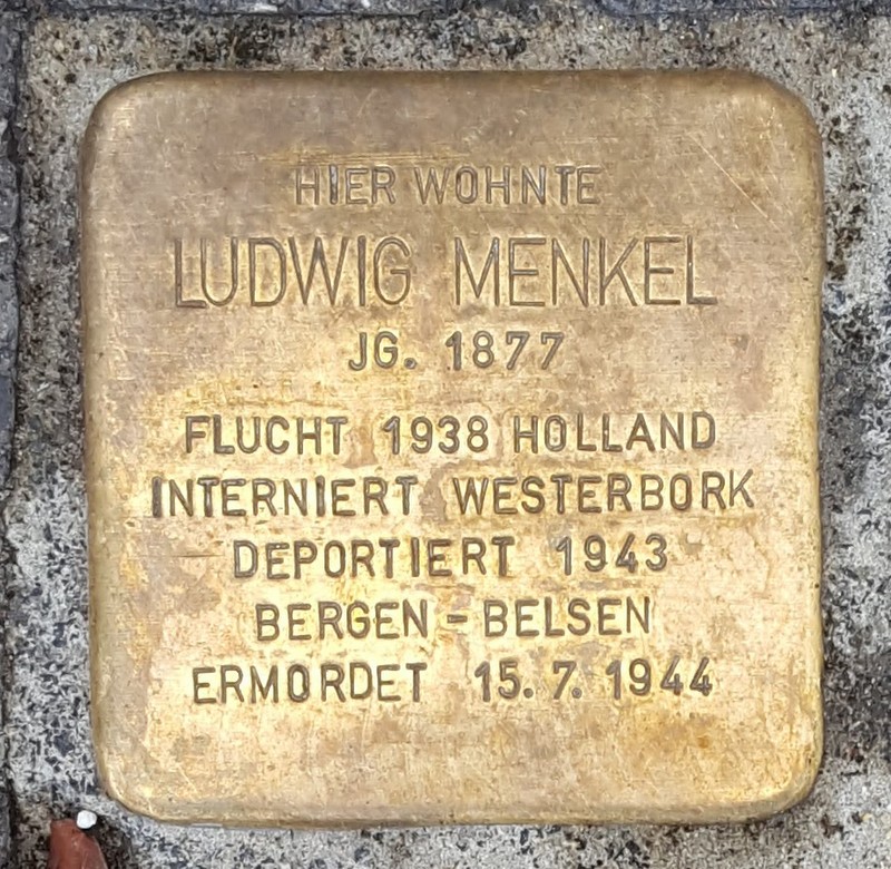 der Stolperstein für Ludwig Menkel