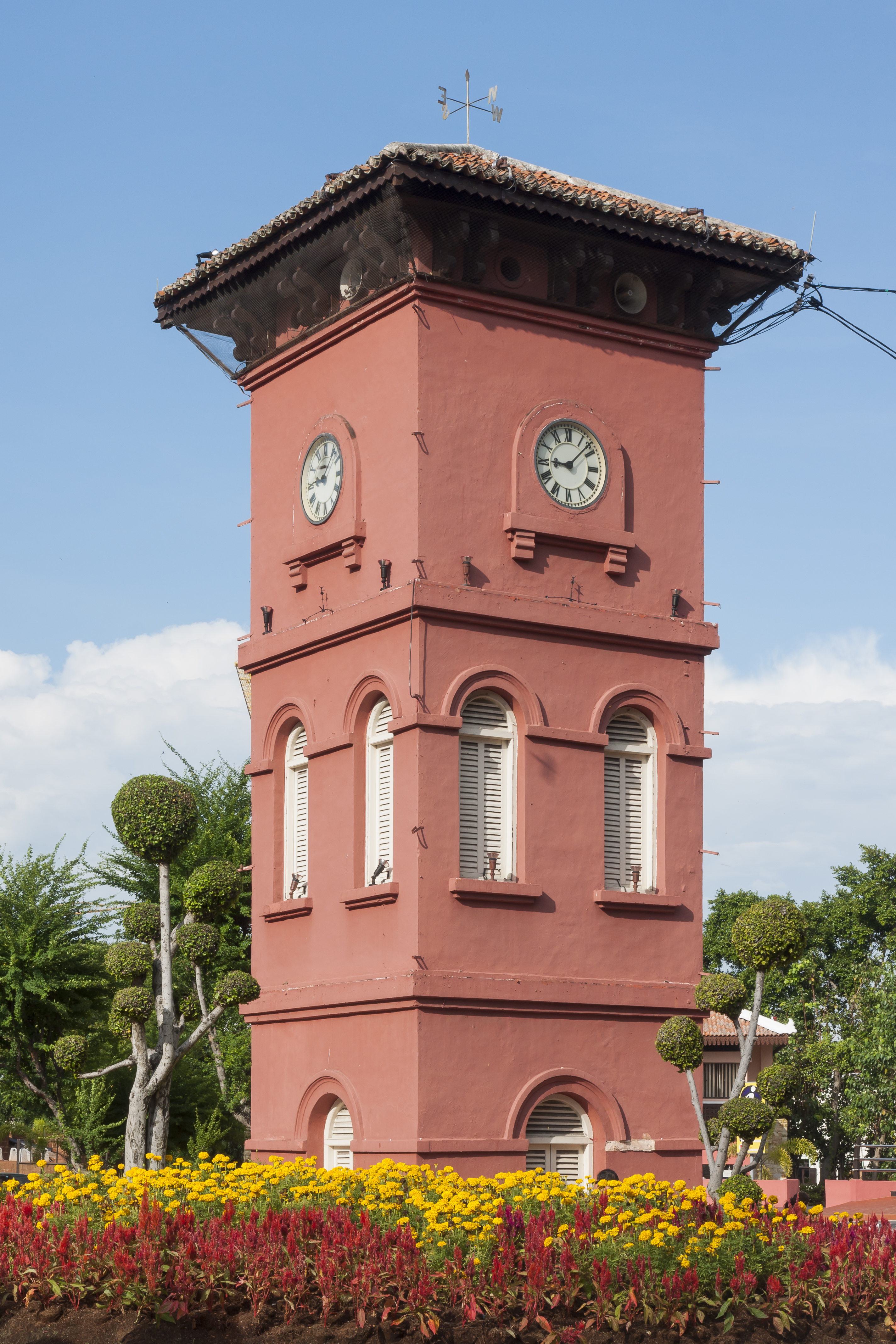 File Melaka Malaysia Clock Tower At Dutch Square 01 Jpg Wikimedia Commons