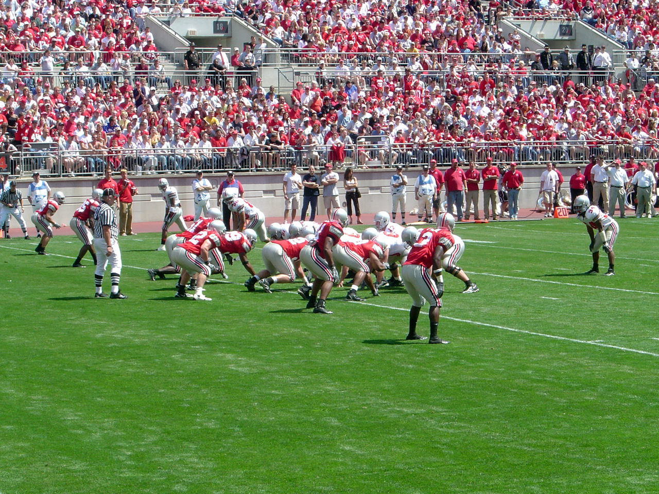 File:Ohio State Football Scarlet Gray Scrimmage.jpg - Wikimedia Commons