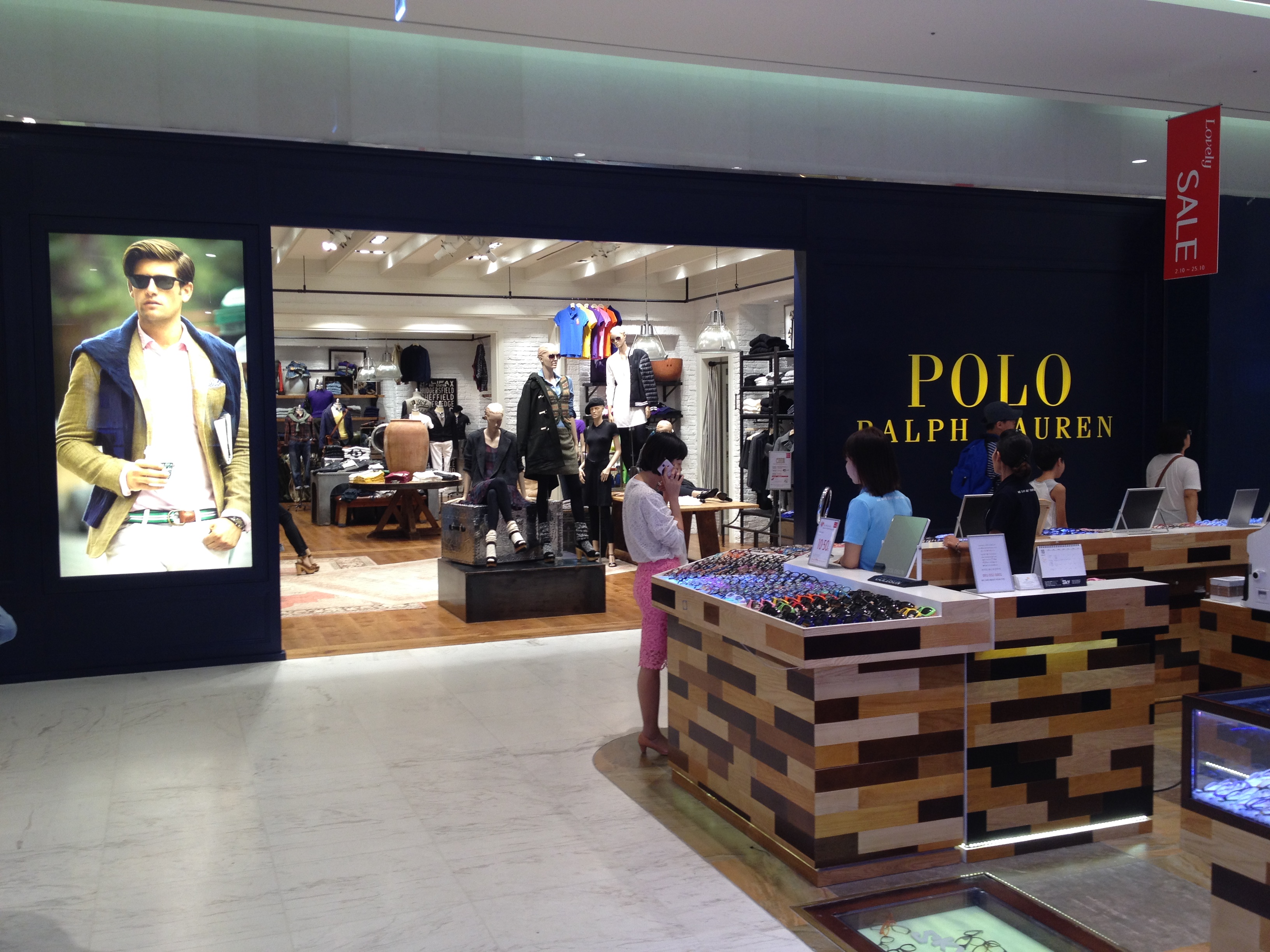 File:Polo Ralph Lauren, tầng 1, Lotte 