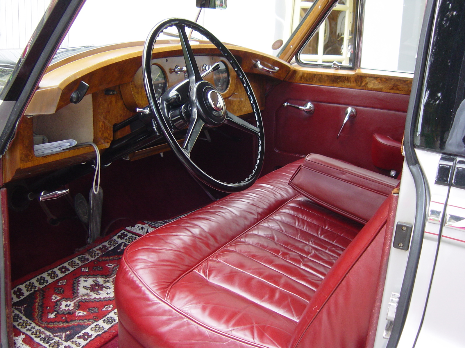 File Rolls Royce Silver Cloud In Alomauto Muzeum Interior