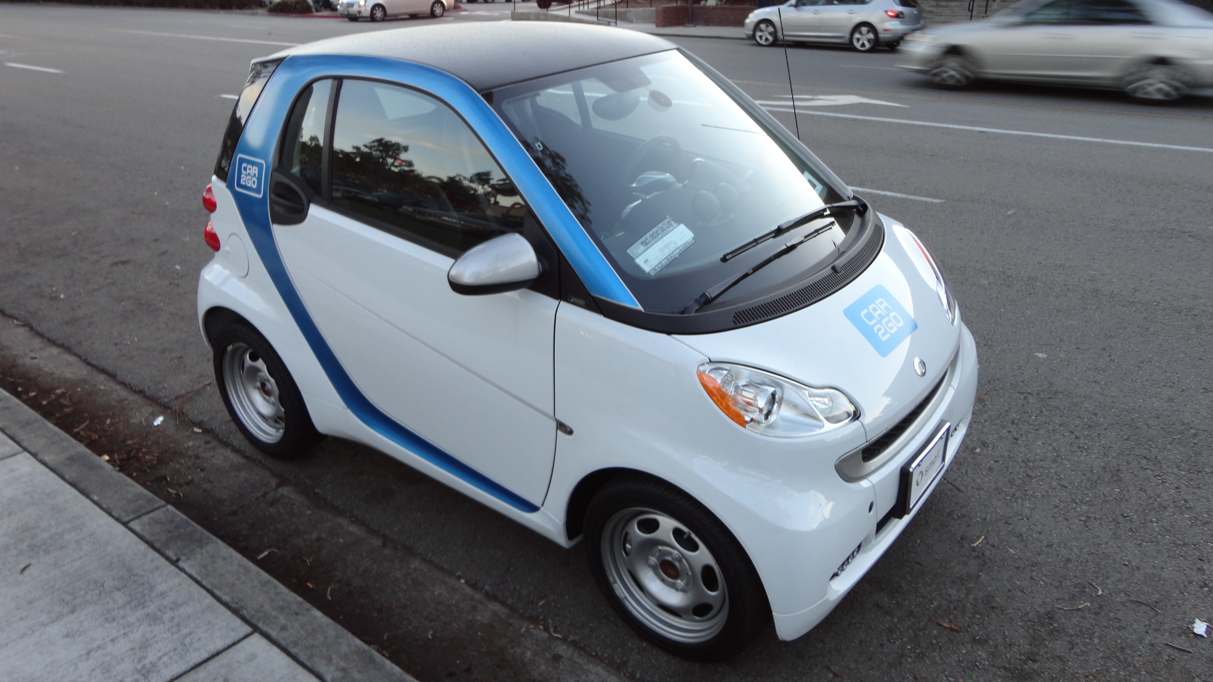 File:Smart Fortwo car2go in San Diego.JPG - Wikipedia