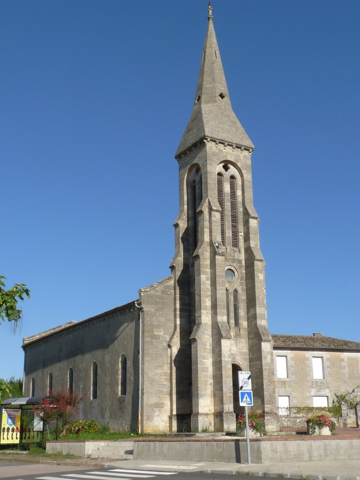 Eglise Saint-Clair de Saint-Caprais-de-Blaye  France Nouvelle-Aquitaine Gironde Val-de-Livenne 33860