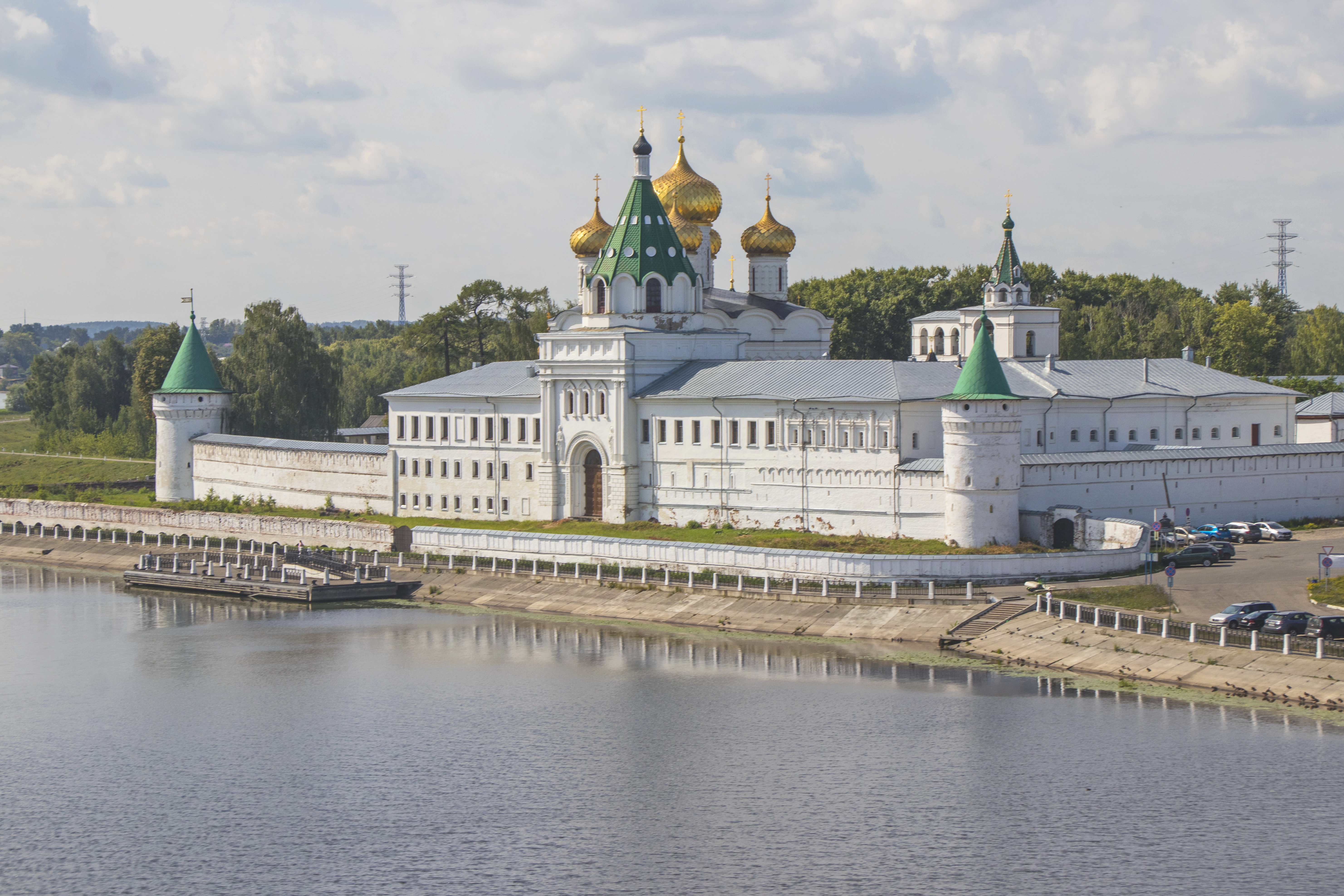 Свято троицкий кострома