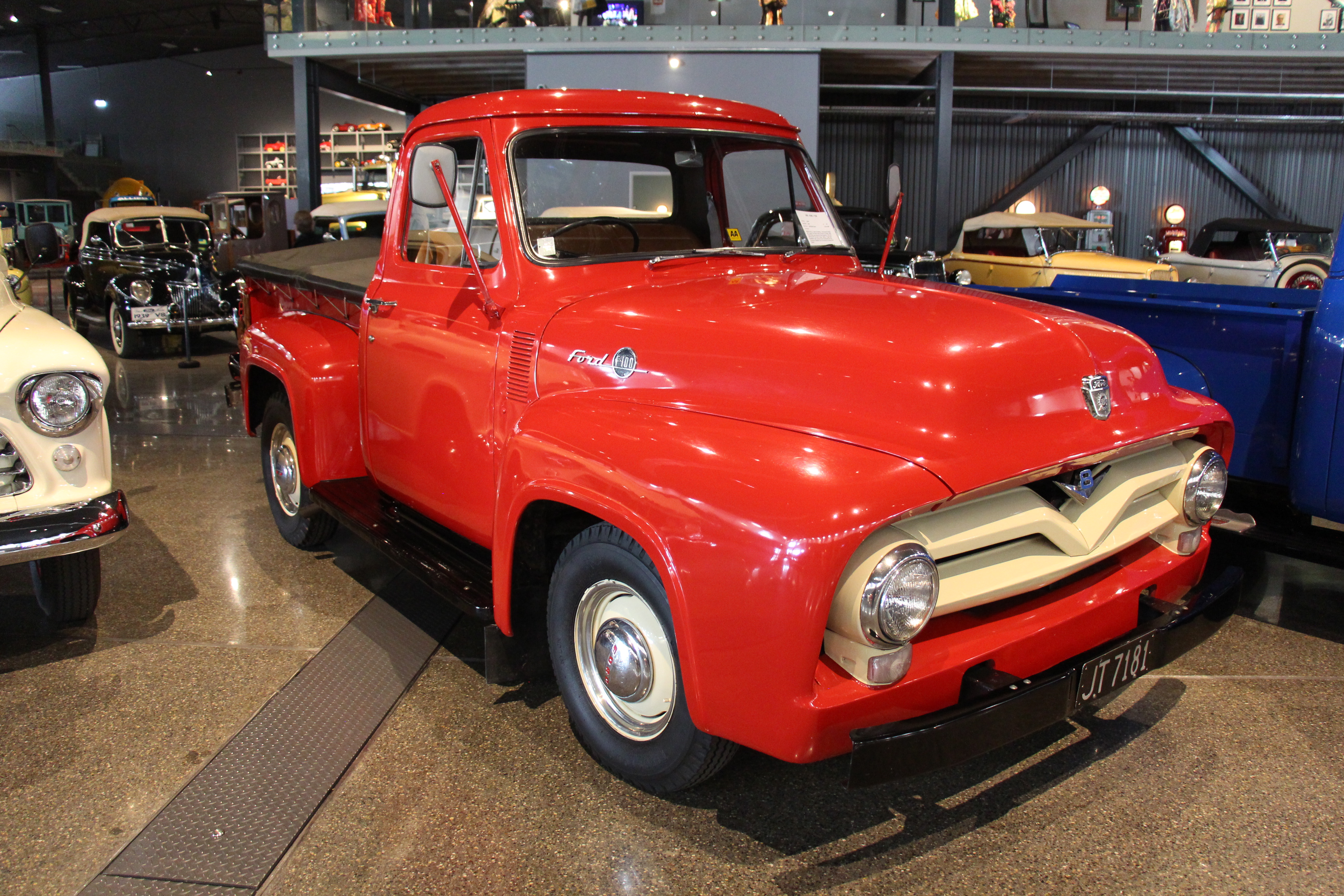 Pick up stories. Ford f100 1955. Ford f 100 pick up.