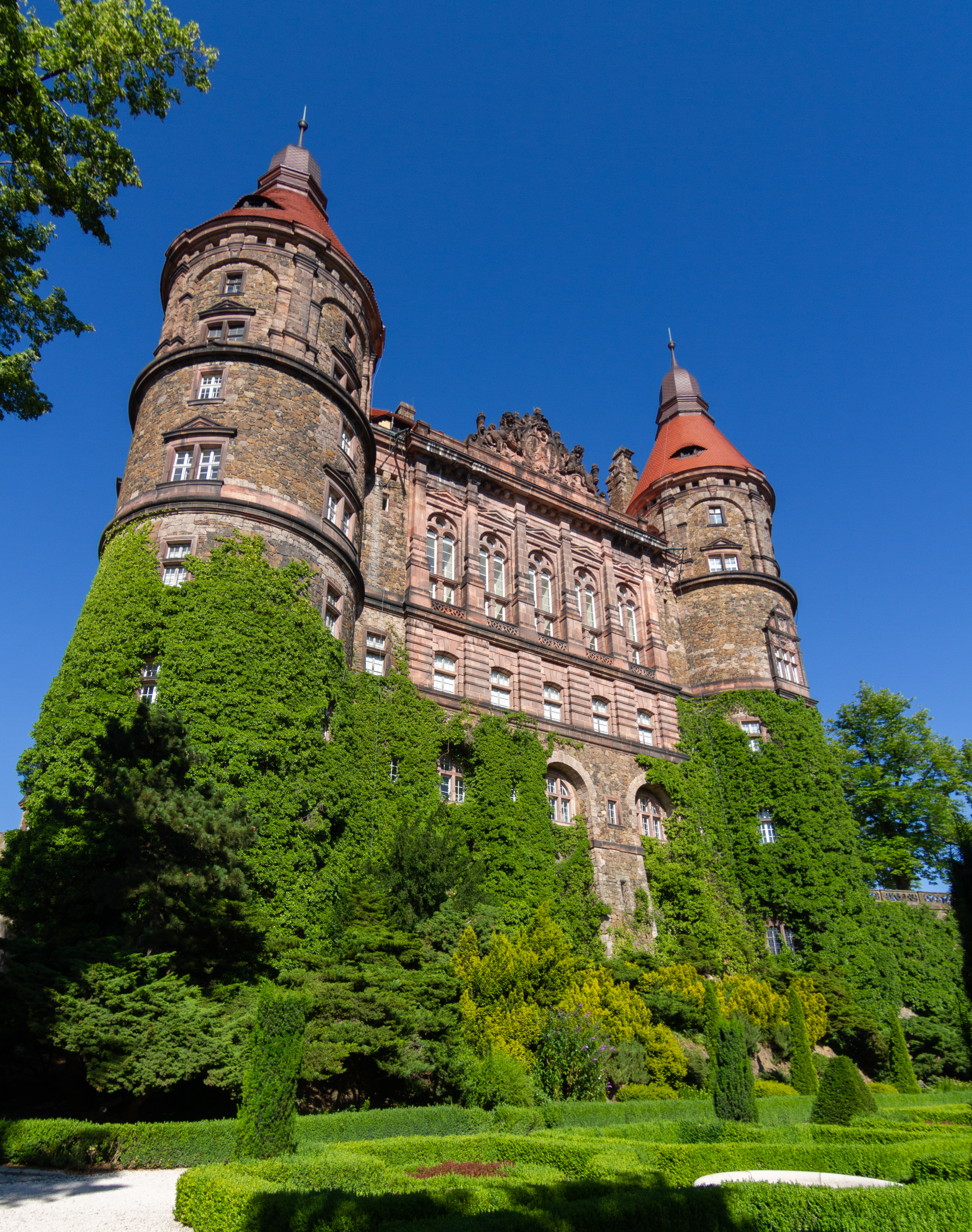 Castle 8. Książ Castle. Замок с 8 башнями.