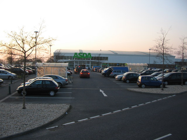 File:ASDA Bodmin - geograph.org.uk - 378794.jpg