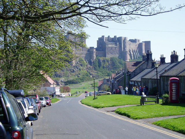 File:Bamburgh Main Street - geograph.org.uk - 1441724.jpg