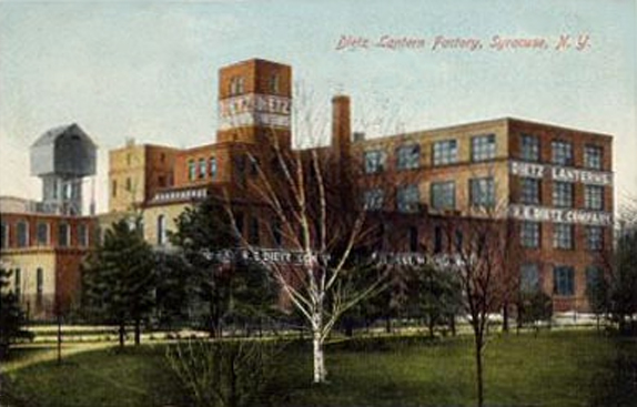 File:Dietz-lantern-factory 1910.jpg