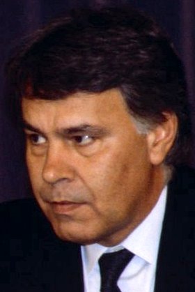 File:Felipe González 1990 (cropped).jpg