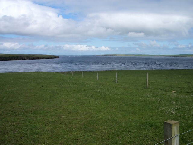 File:Fields above Lashy Sound - geograph.org.uk - 226926.jpg