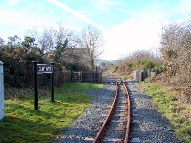 Glanyrafon Halt railway station