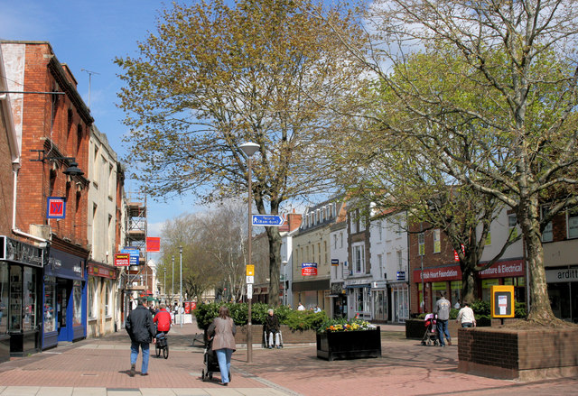 File:High Street - Taunton - geograph.org.uk - 1251529.jpg