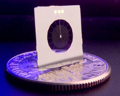 File:JPL Spiderweb Bolometer.jpg