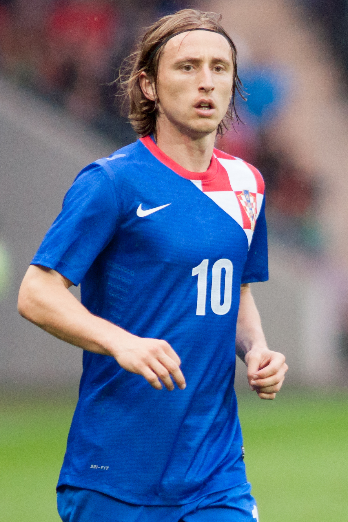 Luka Modric - 2022 World Cup Nike Croatia Jersey (M) With Patches