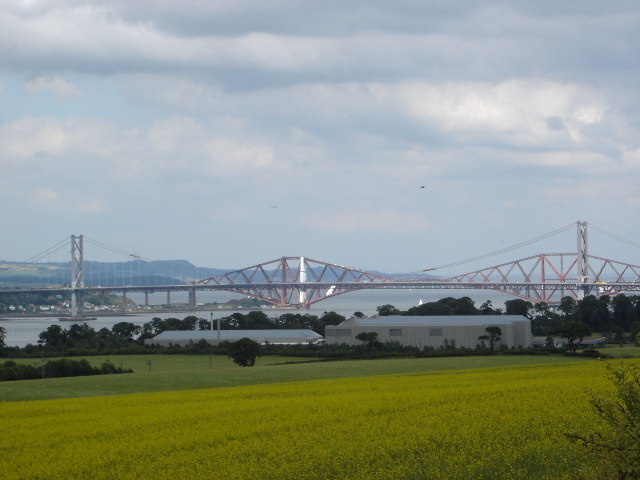 File:Mothballed electronics factory in the shadow of the Forth Bridges - geograph.org.uk - 24064.jpg