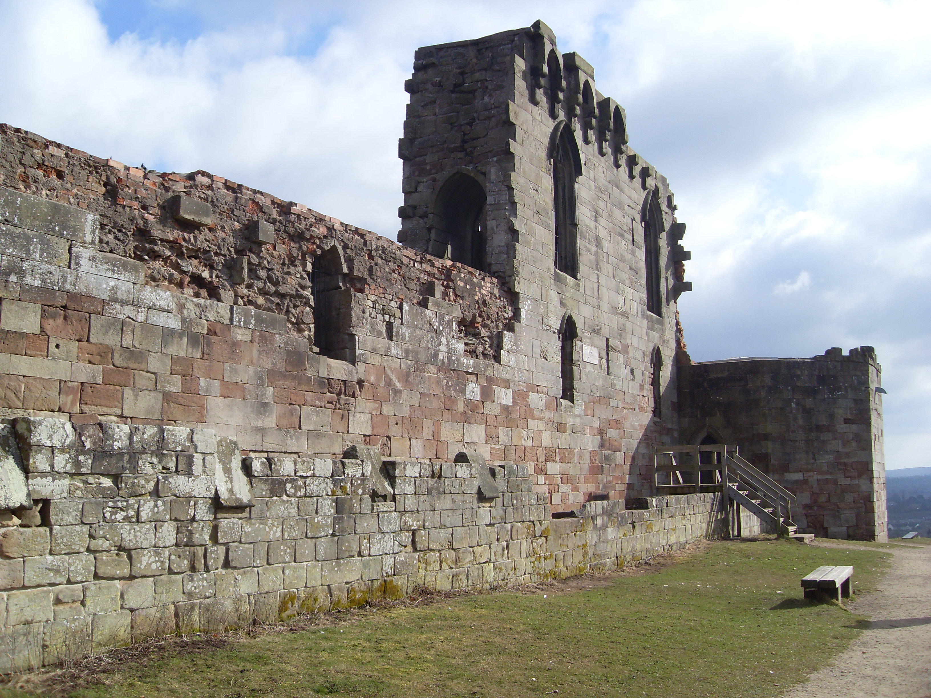 Замок 7. Stafford Castle фото. Крепость семи легенд.