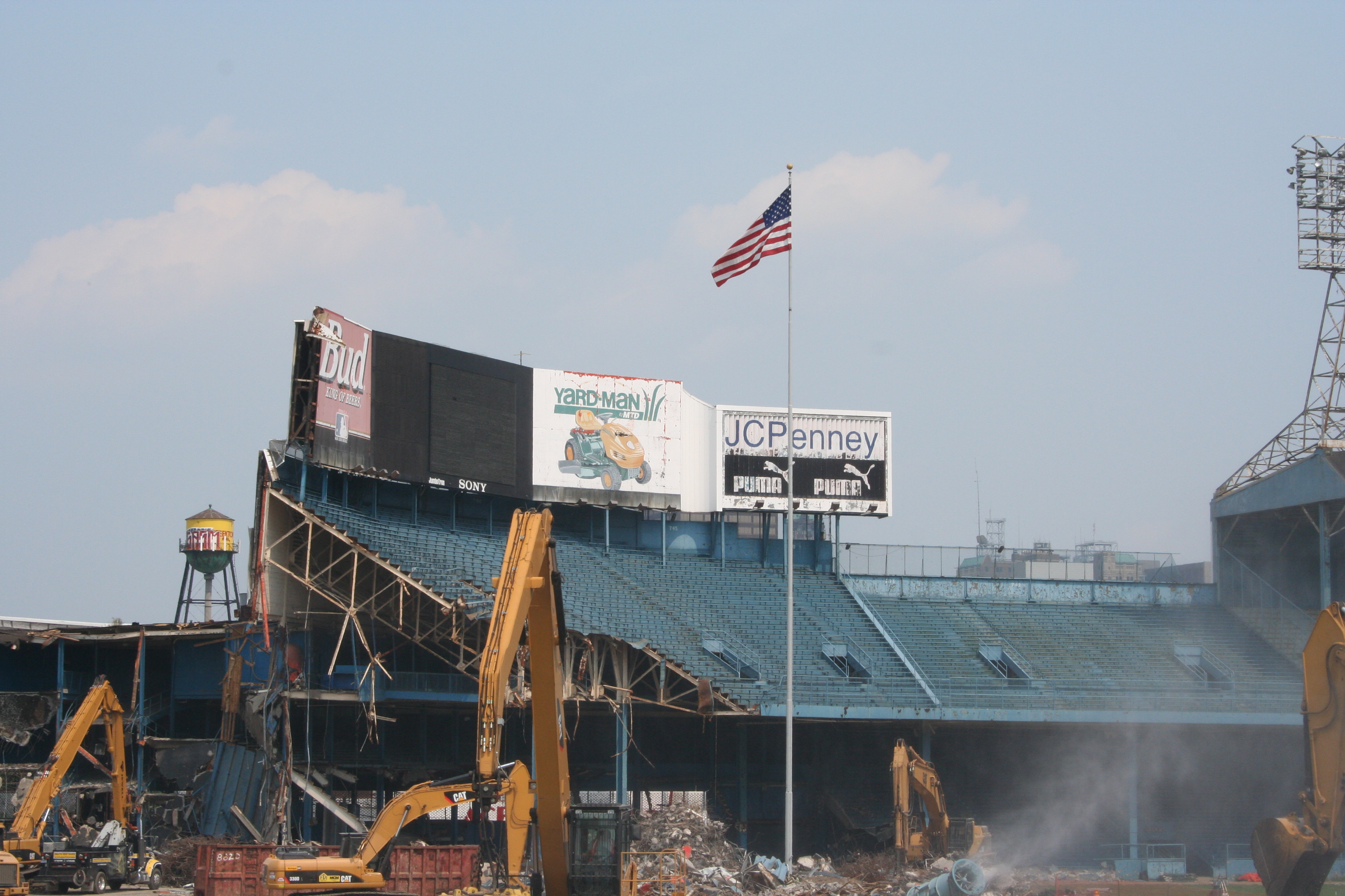 File:Tiger stadium demolition.jpg - Wikipedia