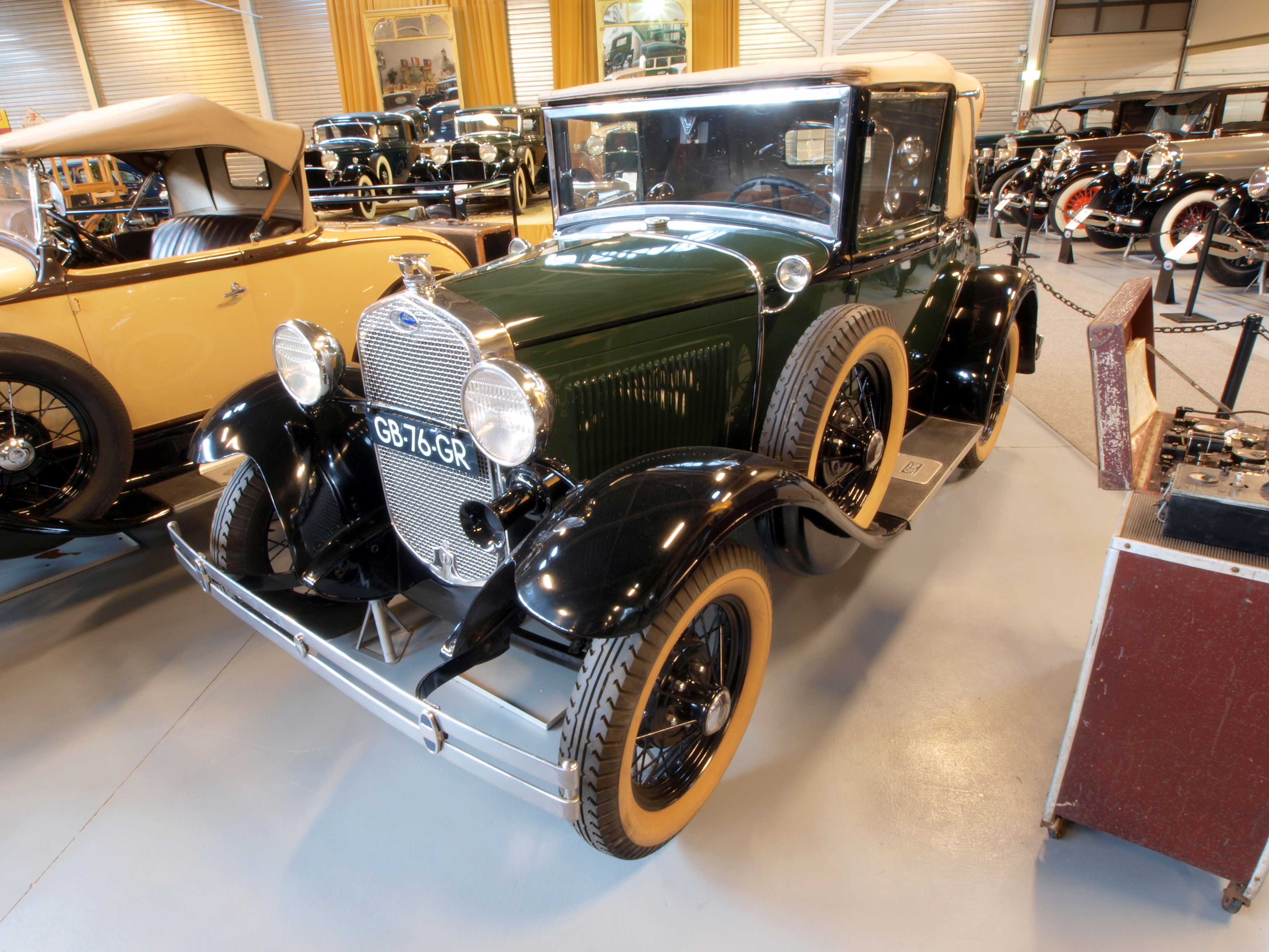 1930 Ford cabriolet convertible #10