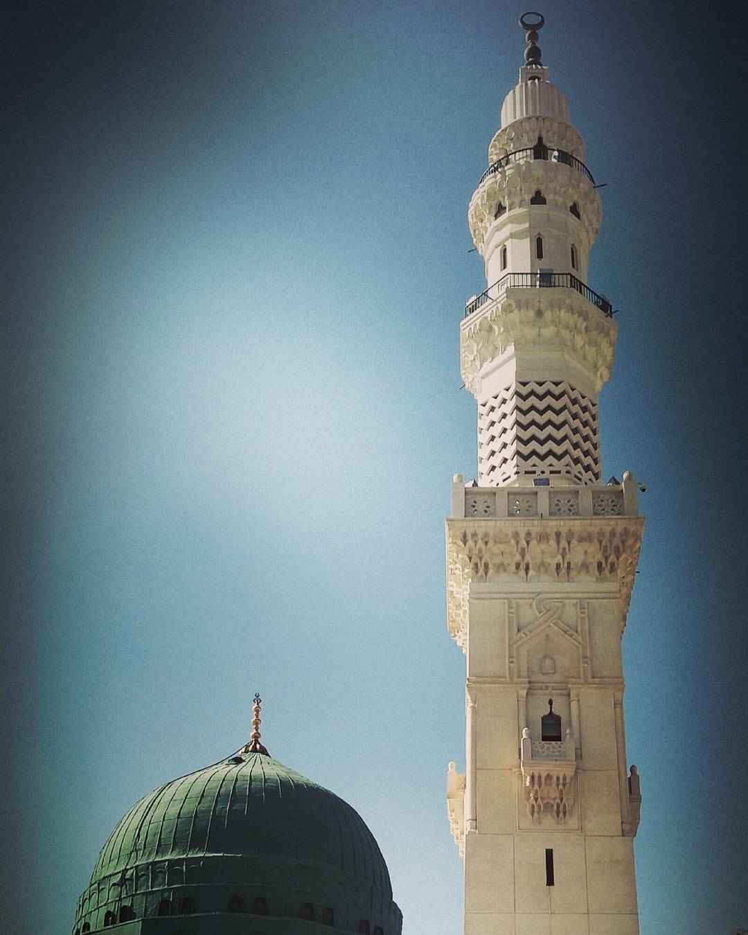 File:Al Masjid An Nabawi.jpg - Wikimedia Commons