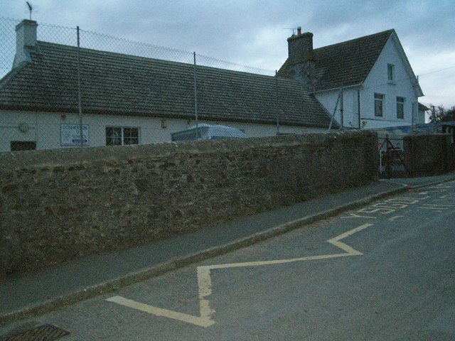 File:Cosheston School - geograph.org.uk - 218154.jpg