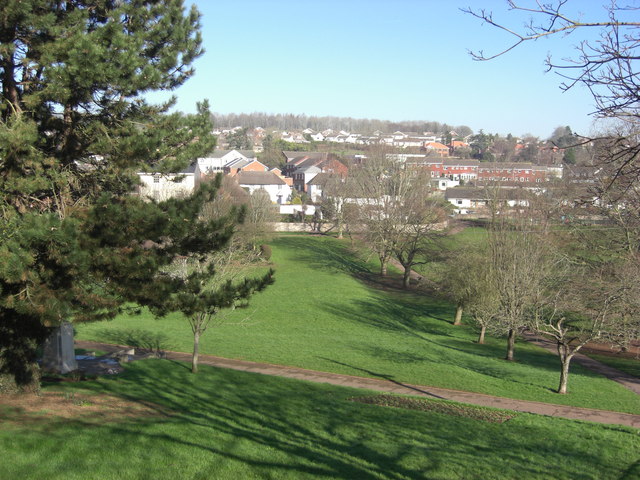 Crediton , Newcombe's Meadow - geograph.org.uk - 1234812