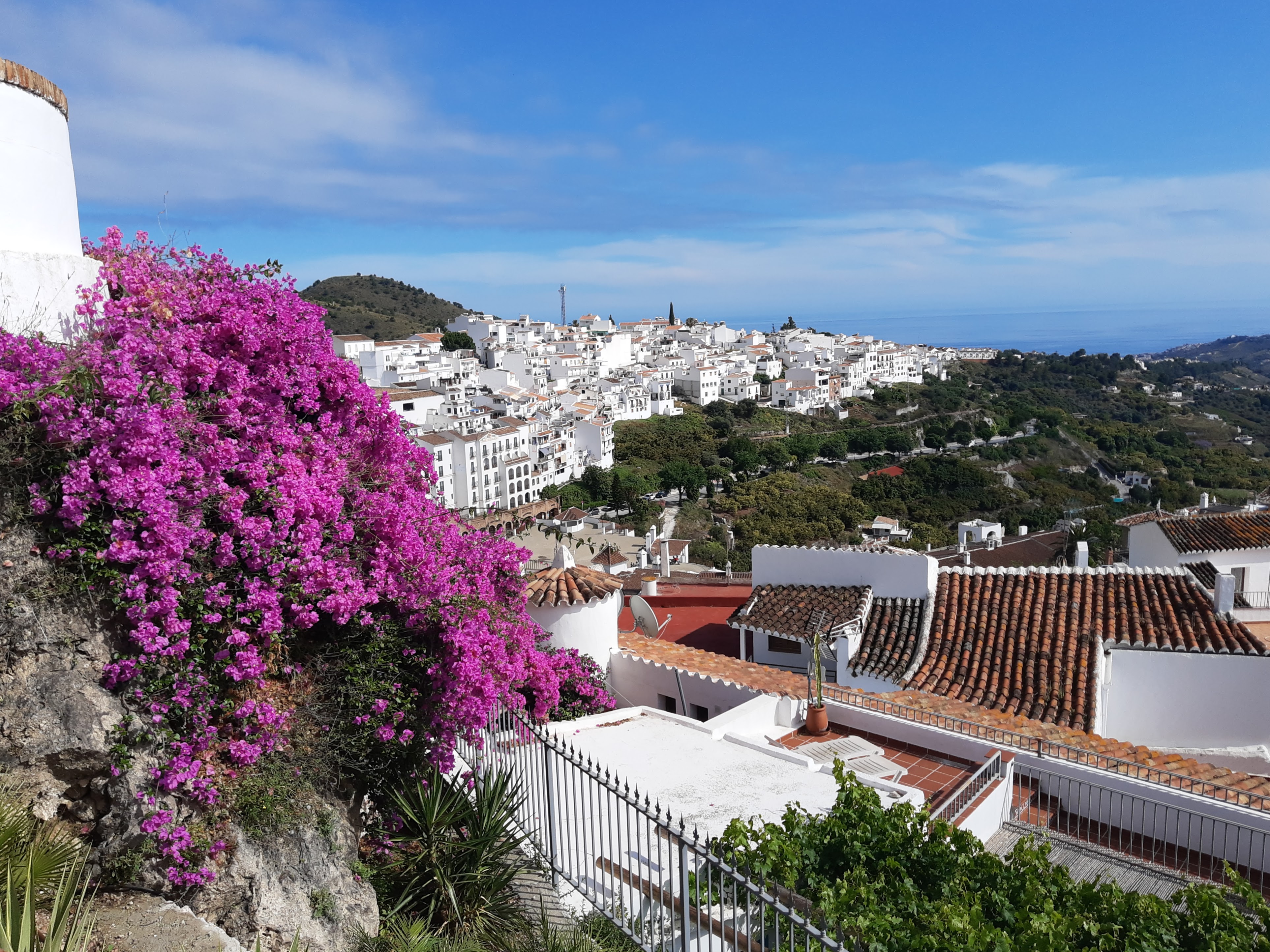 Dónde está frigiliana