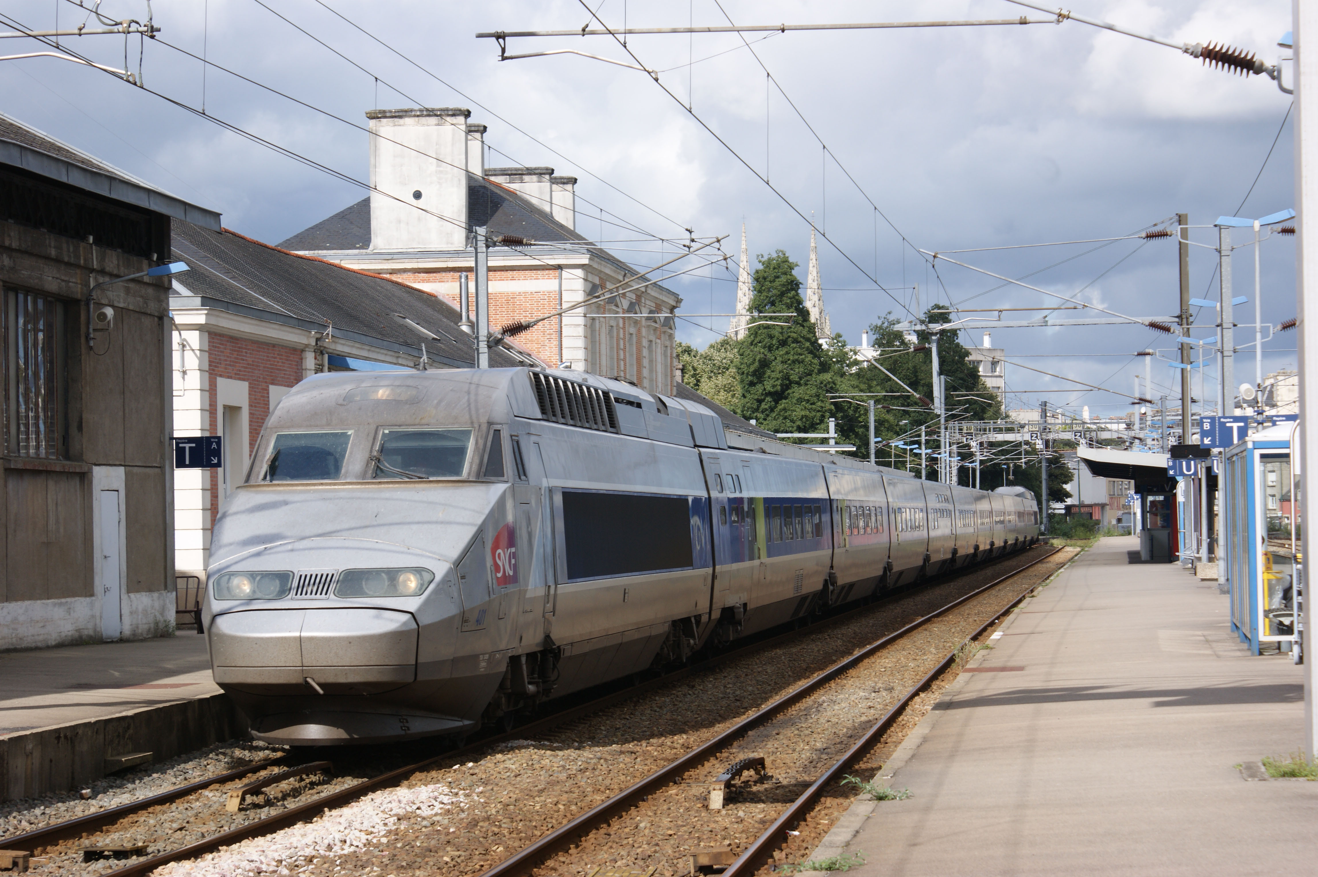 Gare-Quimper-TGV-Atlantique.jpg