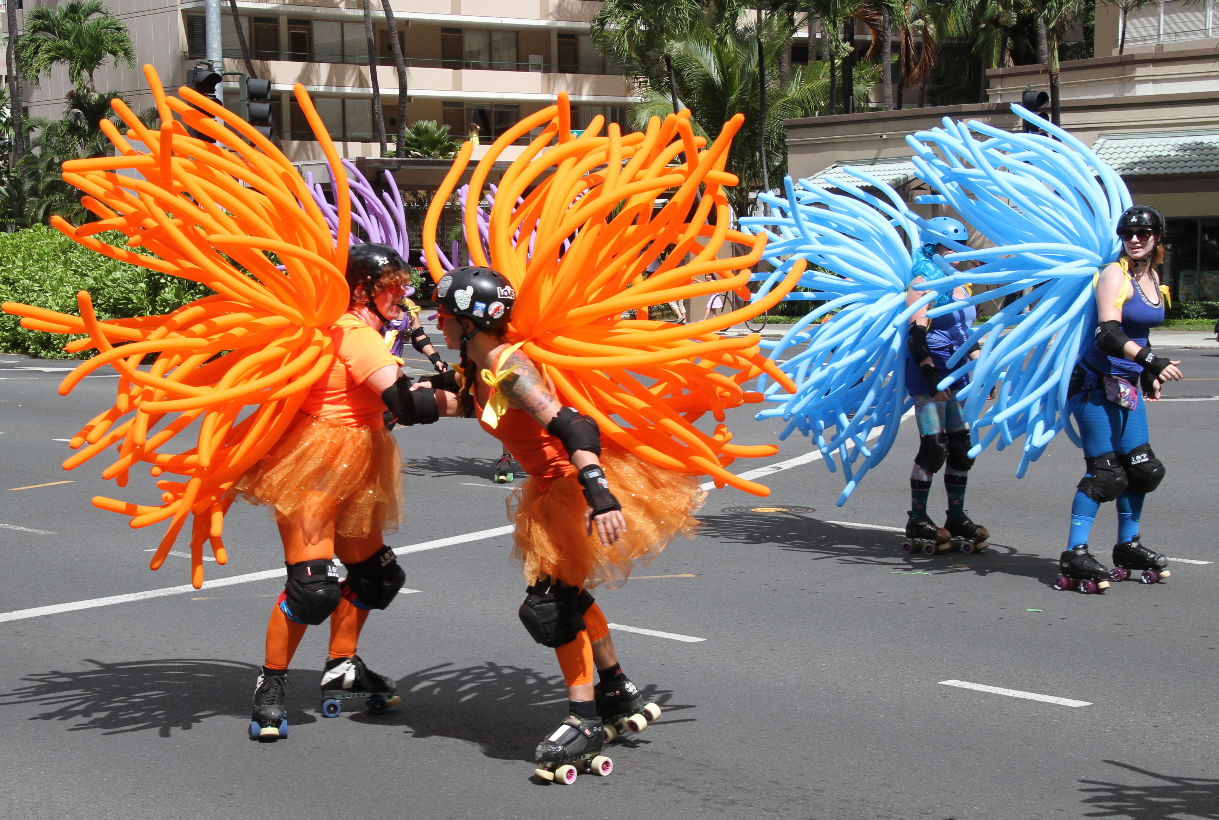 File:Honolulu Gay Pride Parade 13 (30480348522).jpg - Wikimedia Commons