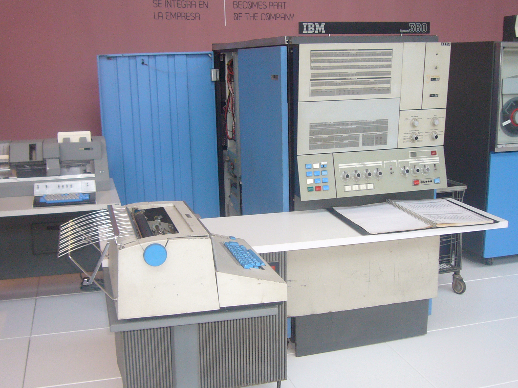 Компьютер 360. IBM S/360. IBM System/360. ЭВМ IBM 360. Третье поколение ЭВМ IBM-360.