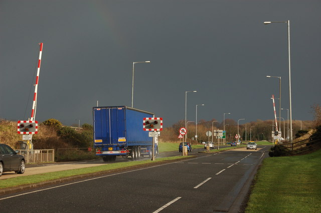 File Kilmakee Level Crossing Near Templepatrick Geograph Org Uk Jpg Wikimedia Commons