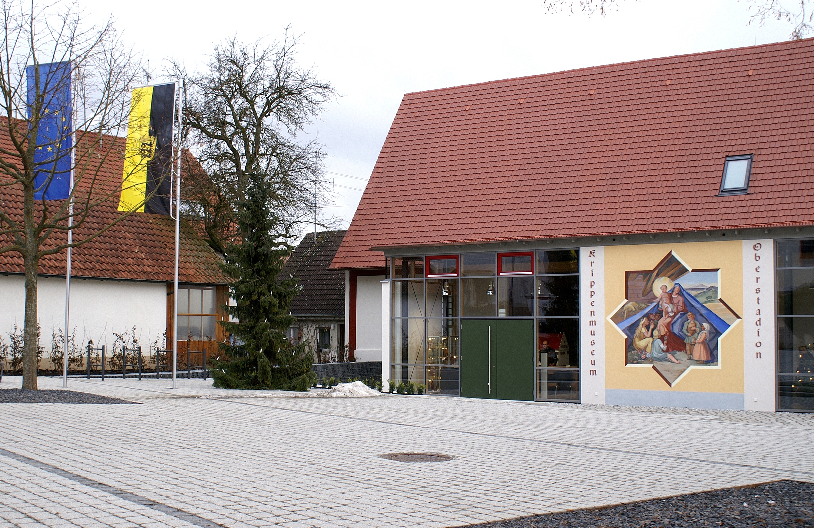 Das Krippenmuseum in Oberstadion befindet sich in der denkmalgeschützten Pfarrscheune aus dem Jahr 1...