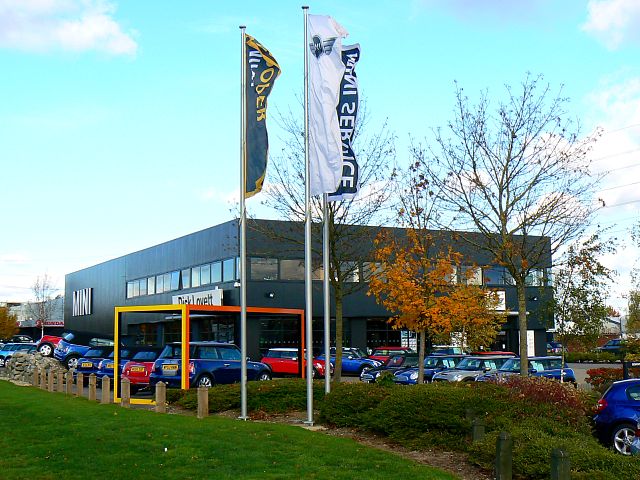 File:MINI dealership, West Swindon - geograph.org.uk - 598713.jpg